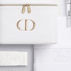 Dior 2025 Platinum Beauty Set🌲 Perfect For The Holiday Gift 🎁